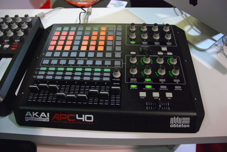 Akai_APC40-top