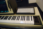 Fairlight_CMI-30A_keyboard_and_dock